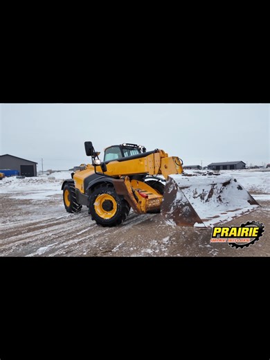 FOR SALE 🚨 This telehandler is dialed, clean, and ready to make someone money. Telehandler For Sale — Work‑Ready & Well‑Maintained If you’re looking for a dependable machine that can handle jobsite lifting, loading, and material placement with ease, this unit is ready to go. Perfect for construction, ag, yard work, and everything in between. ⭐ Key Features Strong lift capacity for heavy materials Excellent reach for stacking, loading, and high‑placement tasks 🌐Visit: www.prairieequipment.ca 📞
