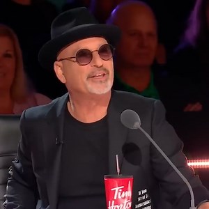 27K views · 300 reactions | Funniest Canadian Stand Up Comedian! #canadasgottalent #standupcomedy #funny | Comedians Got Talent | Facebook