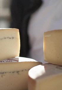 Cheese: Searching for a Taste of Place S01:E06 - France: La Fromage, La Succession & the Family Dairy