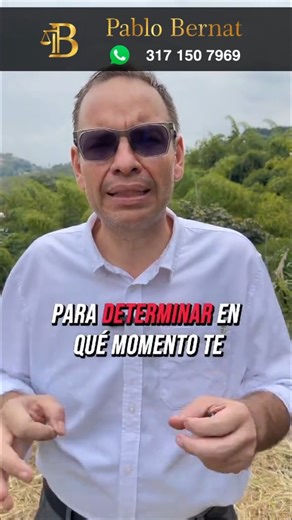 Si estás en régimen de transición, aún puedes mejorar tu pensión antes de jubilarte. 📌 Consejo 1: Aumenta tu cotización al tope máximo permitido. Así, el promedio de tus últimos 10 años de aportes será mayor y tu pensión también. 📌 Consejo 2: ¡Cada semana cuenta! Realiza un estudio pensional para identificar el momento ideal para dejar de cotizar y pensionarte. 👨‍⚖️ Pablo Bernat, abogado especialista en pensiones y seguridad social, te asesora paso a paso para que tomes las mejores decisiones