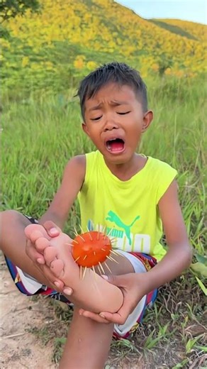 Top 10 tech gadgets everyone needs in 2025