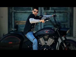 2012 Victory Hard-Ball Review - The new bagger/bobber makes a quartet of Ball models for Victory