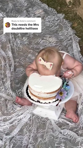 Meagan Berger Mrs. Doubtfire Audition Cake