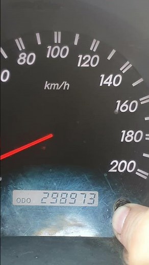 Can You Really Reset Your Hilux's T-Belt Warning Without a Mechanic? #automobile #shorts