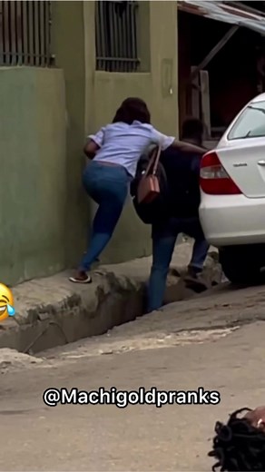 Comment your favorite!!!!🤣🤣🤣😂 #goviral #viral #prank #pranks #prankster #discover #trend #fyp #tiktoknaija #tiktokindia #foryou #fypage #dontletthisflop #fypシ゚viral #fypシ #funnyy #lmao #foru