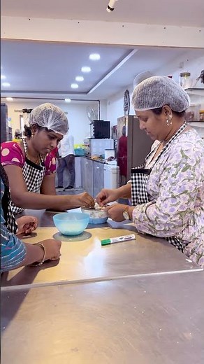Cake Making Workshop – Student Practical Session with Professional Chef 🎂👨‍🍳