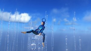 Ashnikko is anything but a dainty flower in her bass-banger “Daisy”. You won’t be able to peel your eyes away from her accompanying music video, boasting over 22 million views. Stream it now! | Warner Music Africa