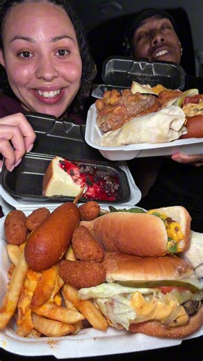 Cookout at Midnight Top 2 & Not Da 2 🥇Our Order: Steak Style Burger add a pattyt ray NO mayo add pickles and bacon add extra patty. bacon cheese fries and honey mussar wrap. oreo m&m chocolate shake, corndog on the side/hush puppies on side. double burger tray out west style extra cheese tray with corn dog & ranch wrap. oreo cheesecake milkshake add strawberry side of chicken nuggets w/ BBQ sauce, side of white cheddar bites, Peach cobbler slice of cheesecake slice, Strawberry Oreo cheesecake s