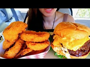 ASMR EATING DOUBLE CHEESEBURGER ONION RINGS MUKBANG REAL Sound 먹방 TWILIGHT SHOW