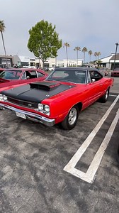 A pair of bad ass mopars! #restomod #carsofinstagram #shelby #ford #fordperfomance #socal #builtnotbought #carshow #hotrod #anericanmuscle #musclecar #classiccar #vintage #oldschool #racecar #carsandcoffee #mopar #moparornocar #superbee | Jeff Higinbotham