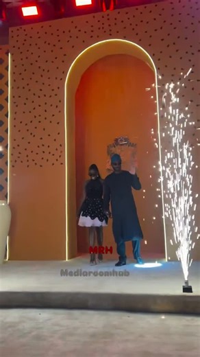 Azuka Ogujiuba | Mediaroomhub on Instagram: "At the traditional wedding reception ceremony of Daniella Mafe & Olufunbi Olowolafe — a perfect blend of culture, elegance, and love, beautifully celebrating the union of two families. Bride : Daniella Mafe Groom : Olufunbi Olatunji Olowolafe Wedding IG Page : @adopelove25 Planners : @trendybeevents @bisolatrendybee Mother of the Bride: Patience Mafe Father of the Groom: Dr Olatunji Olowolafe Mother of the Groom: Late Mrs Gbemisola Olowolafe #aDOpeLov