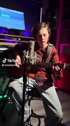 Good Riddance (Time of your life) #GreenDay See Raized Wrong Live Tour 2026! June 4 Phoenix, AZ June 7 Las Vegas, NV June 9 Salt Lake City June 13 Seal Beach ,CA August 8 Orlando, FL See the full length video at Patreon.com/ raizedwrong.com Merch & More -Raizedwrong.net