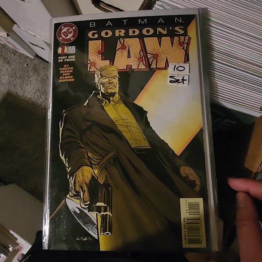 Hey All! Check out these awesome comic sets I've been finding while picking orders. And yes, I'm still working. No rest for the wicked... I mean hard workers! Bahaha! Cheers, Kaylan 🤩 🤩 🤩 🤩 | Cosmic Comics Canada