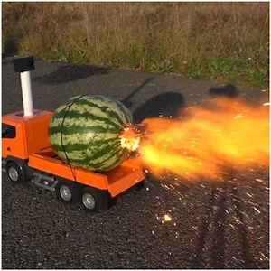 Super shockwave experiment using a watermelon! | MetDaan DIY
