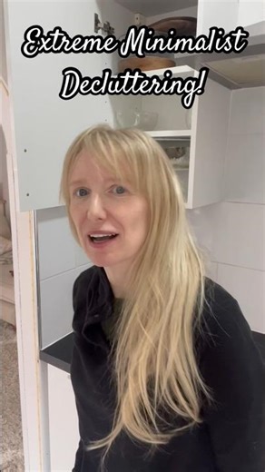 Extreme Minimalist Decluttering For a Supreme Ultra Minimal Home! #minimalism #extrememinimalism