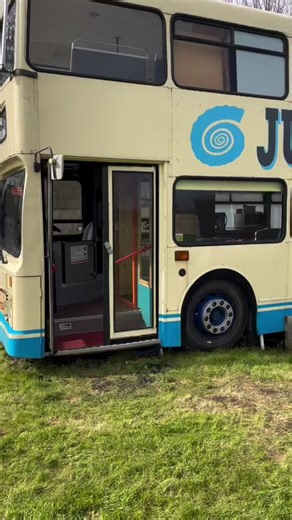 Double decker bus as a tiny home on wheels has to be the coolest idea ive seen. This ones bathroom is upstairs! Tiny home Credit: DM for credit! • • • • • •follow @tinyhouse_inspiration •follow @tinyhouse_inspiration •follow @tinyhouse_inspiration • • • • • #tinyhouse #tinyhouse #doubledeckerbus #TinyHouseTour #schoolbushome #tinyhome #busconversion #skoolie #financialindependence #tinyhousemovement #tinyhouselife #tinyhousetiktok #tinyhouseinspiration #beautifuldestinations #tinyhousebigliving 