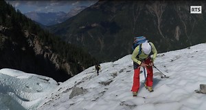 Les corps des victimes d'un double accident d'Air India laissés à l'abandon sur un glacier de Chamonix | RTS