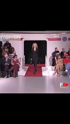 Eva Herzigova Dolce & Gabbana Spring Summer 2003 Runway Model