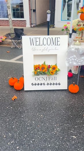 🍂🎉 Fall fun is in full swing in Ocean City, NJ! Check out the highlights from today’s Fall Block Party and Creative Kids Market! 🎥✨ 🍁 The Fall Block Party is STILL going strong until 5 PM along Asbury Avenue — come enjoy food, music, crafts, and more! 🎨 The OCNJ Local Creative Kids Market is happening until 2 PM at the Music Pier — perfect for picking up one-of-a-kind creations made by talented young artists! Bring the family, soak in the sunshine, and celebrate fall in OCNJ! ☀️🍂 #OCNJ #Fa
