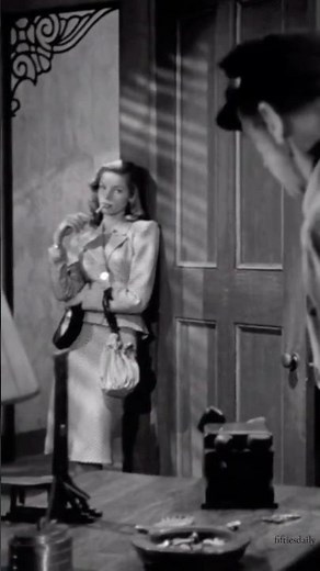 Lauren Bacall and Humphrey Bogart in ‘To have and have not’ (1944)🚬