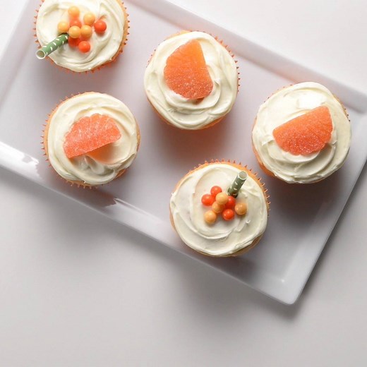 21K views · 388 reactions | A summertime dessert dream! Two-Ingredient Soda Pop Cupcakes recipe: https://www.bettycrocker.com/recipes/two-ingredient-soda-pop-cupcakes/3cbb154a-60b4-4250-bc2a-70909d1b924a?utm_medium=social&utm_source=facebook&utm_campaign=06_2018_standard?mktgimp=BCCAKEMX | Betty Crocker | Facebook