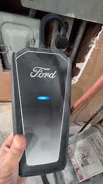 Ford EV charger flashing red on 220V, but works fine on 120V! Bad cable issue #EV #Ford
