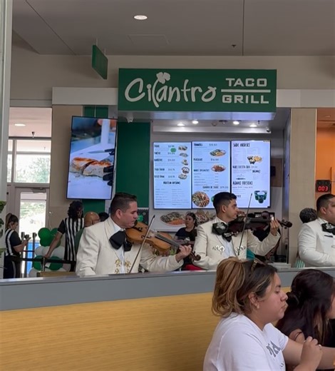 Chicago Ridge Mall on Reels | Facebook