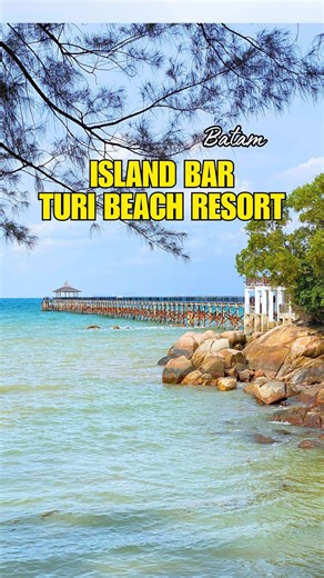 Discover Island Bar at Turibeach, Batam