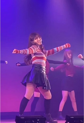 LIKEY Dance Cover by TWICE's Mina