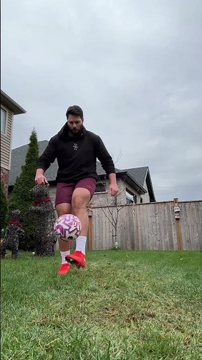 Neymar's NEW Puma Future 9 Ultimate is great if you like a STIFF football boot