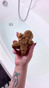 Get ready to spice up your bath time with the enchanting aroma of our 'Freshly Baked Gingerbread' Bath Bomb! 🍪✨ As it fizzes away, you'll be transported to a cozy kitchen filled with the warm, comforting scent of ginger, vanilla, and spices. But the sweet surprises don't stop there. Inside this delectable bath bomb, you'll find a hidden jewel just waiting to be uncovered. 🎁💍 Treat yourself or a loved one to a touch of holiday magic, and let the soothing waters of this bath bomb whisk you away
