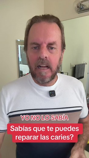 Pablo Padula on Instagram: "Dos acciones en una este científico te ayuda a blanquear tus dientes y además reparar el esmalte dental y también las caries. #PastaDental #Dentífrico #Blanqueador #Esmalte #Caries"