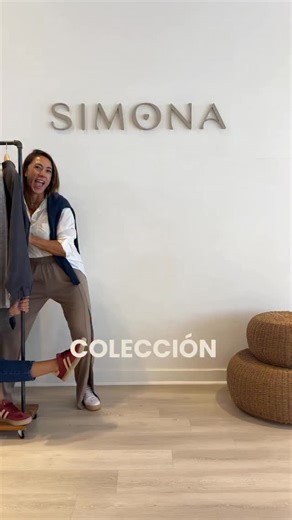 ¿Quién ya tiene su prenda Simona otoño ‘26? 🙋🏼‍♀️ La nueva colección ya está disponible en la web!! 🌟 WWW.SIMONASHOP.COM.AR | Simona