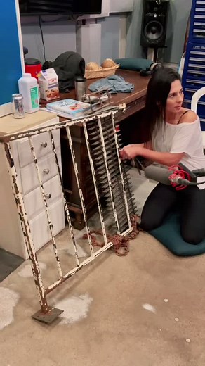 Opening Gate with Keys Sound Effect