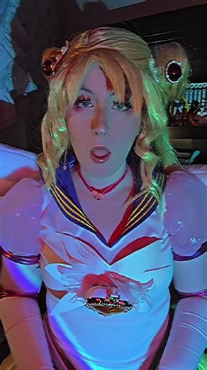 Amigas y Cosplay de Sailor Moon con Usagi Tsukino