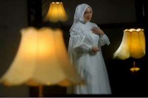 Lirik Lagu 'Dawai' - Fadhilah Intan, OST, 'Air Mata Di Ujung Sajadah' - Sonora.id