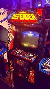 Who wants to play Defender? Some of the best sounds of the 80s! In 1981, the arcade scene was revolutionized with the introduction of “Defender,” a super classic that quickly gained legendary status among gamers. Developed by Williams Electronics, “Defender” presented players with a horizontally scrolling shoot-em-up experience, challenging them to protect humanoids from alien abduction. Its demanding gameplay, combined with an intricate control scheme involving a joystick and multiple buttons, 