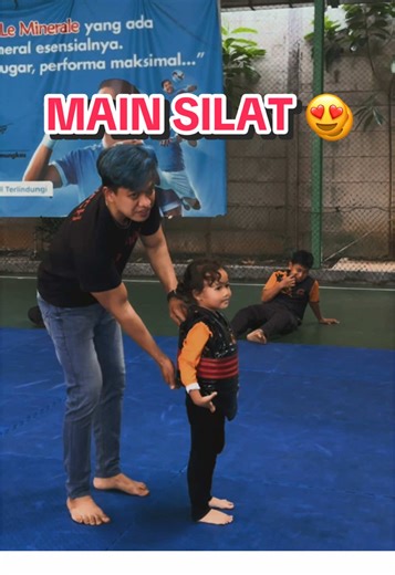 Discover Basic Techniques of Main Silat