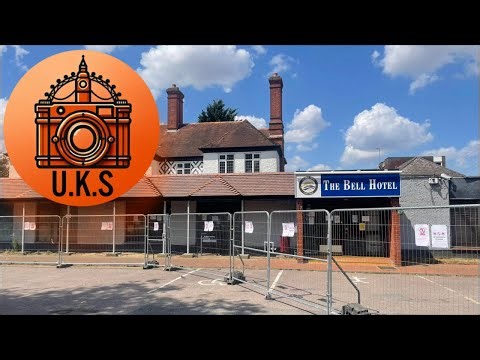 LIVE🔴 The Bell Hotel Epping