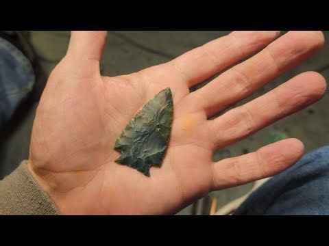 1835 - Flintknapping Green Jasper