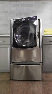 Divide and conquer your laundry by washing two loads at once. Because less laundry time means more summer time. Learn more: http://spr.ly/61808t2mG | LG Global