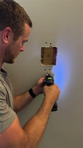 Why @mikeholmesjr Trusts the Festool CXS 12