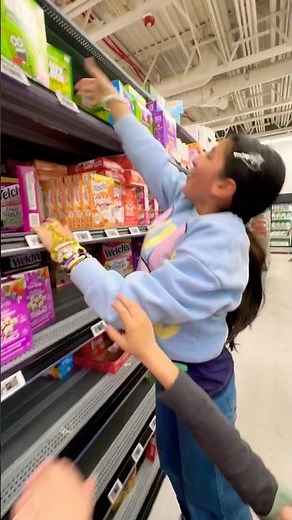 Drove an hour to the nearest Walmart for Unspeakable’s Fruit Blox #shorts #unspeakable