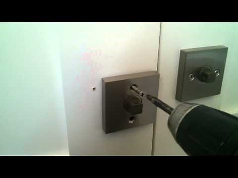 How to install dummy door knobs