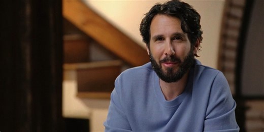 Video: Josh Groban Interviews Younger Self in Promo Video for New Album 'Gems'