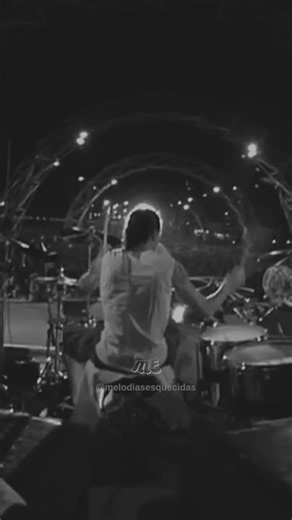 Audioslave - I am the highway . . . . . #musiclyrics #lyrics #letras #legendas #traducoesdemusicas #traducoes #statusvideos #musica #hit #traduções #viral #trechos #trechosdemusicas #audioslave #rock #iamthehighway #chriscornell