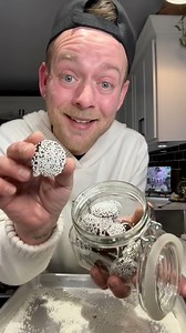 Easy Homemade Sno-Caps are easy to make and easy to eat | Kitchentool