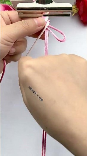 Easy to learn, good looking, simple braided bracelet tutorial, bracelet braiding introductory tu