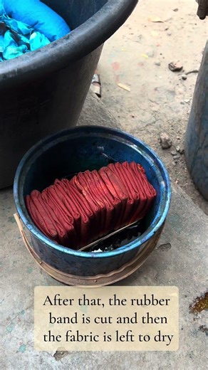 Making the base of an African batik cloth