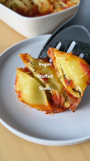 8.8K views · 106 reactions | Vegan Stuffed Shells make the perfect Italian comfort food! This easy-to-make stuffed shells recipe delivers big smiles and full bellies when served up for meals. Recipe: https://plantbasedonabudget.com/stuffed-shells/ #stuffedshells #vegandinner #pasta #tofu #italian #dinnerisserved #plantbasedonabudget #dairyfree #veganrecipes #recipeshare #dinnerideas #vegetariandinner #recipeoftheday #budgetfriendly | Plant-Based on a Budget | Facebook